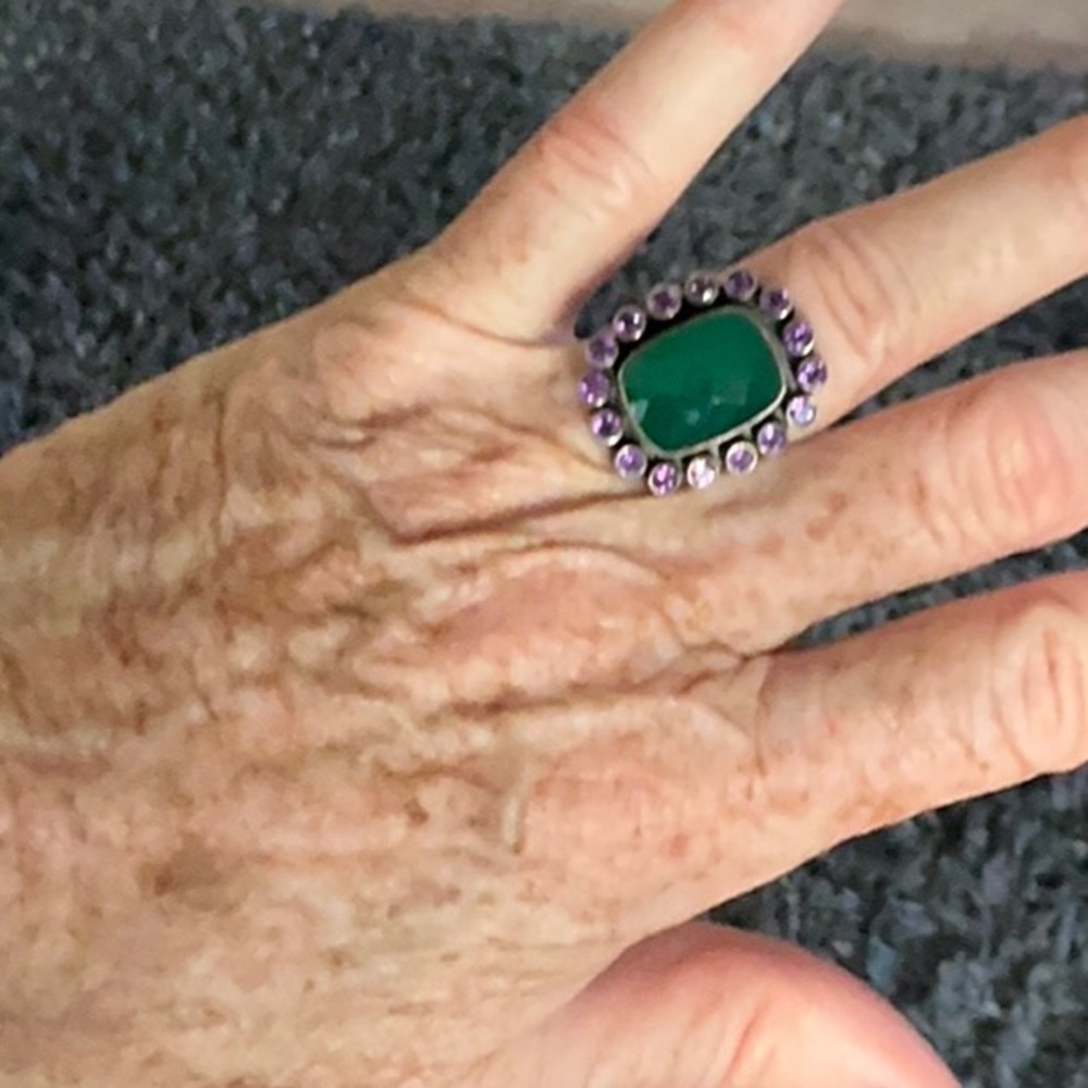 Green Real Stone And Amytyst Ring Sz 7.  Silver